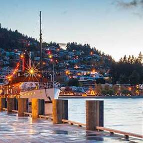 Lake Wakatipu waterfront in Queenstown