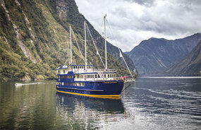 Milford Mariner vessel on the Fiord