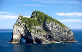 Hole in the Rock near Paihia