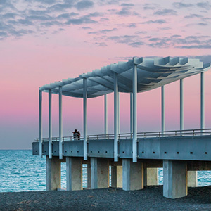 Modern ocean viewing platform in Napier