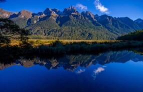 Mirror Lake on the way to Milford Sound