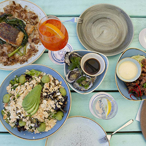 Selection of foods at restaurant, Snapper Rocks in Darwin