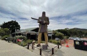 Ned Kelly in Glenrowan