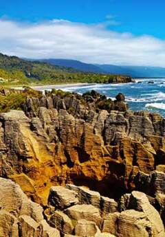 View of the Pancake Rocks in Punakaiki, West Coast.