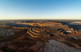 Super Pit Mine