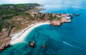 Vansittart Bay