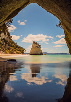 Cathedral Cove, Coromandel Peninsula, New Zealand