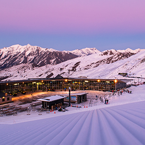 Coronet Peak only 20 minutes from Queenstown