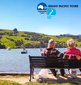 Happy New Zealand Coach Tour customers with Grand Pacific Signature Range