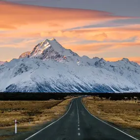 Iconic road to Mt Cook National Park