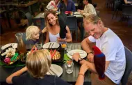 Port Douglas Breakfast with the Birds at Wildlife Habitat