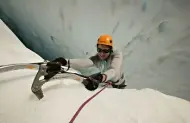 Fox It Up Heli Ice Climbing Adventure with Fox Glacier Guiding