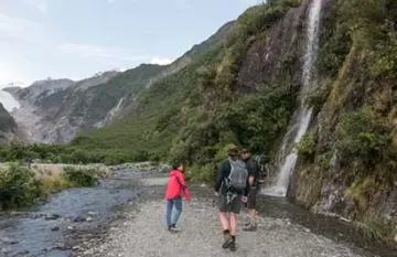 21 Day Contrasts of Australia and New Zealand - Day 3