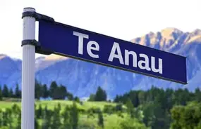 Sign to Te Anau