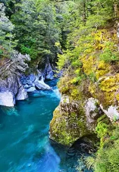 Crystal clear waters of Blue Pools near Haast Pass